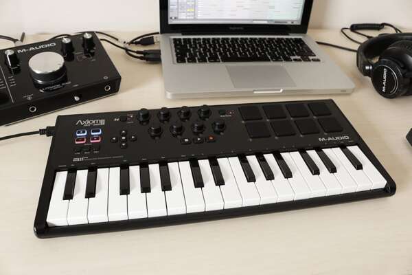 Teclado Mini Axiom Air32 - Imagen 2